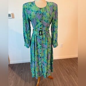 Vintage Retro Dress in Medium Size